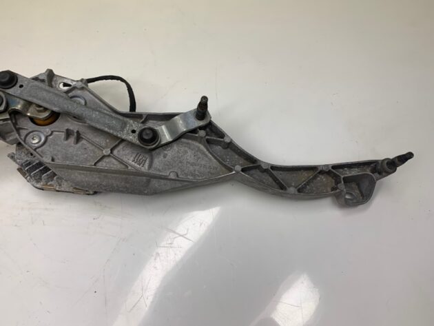 Used Front windshield wiper motor w/regulator for Mercedes-Benz E-Class 350 2007-2009 A2118200940, 3397020788, 1397220493, 1137328267
