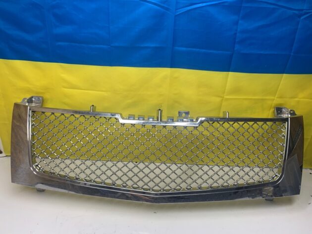 Used Radiator Grille for Cadillac Escalade EXT 2001-2006 15162129