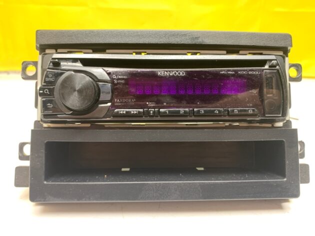 Used Radio Receiver CD Player for Cadillac DeVille 1999-2005 KDC-200U, KDC-200U, 20606745, Y21-8180-13