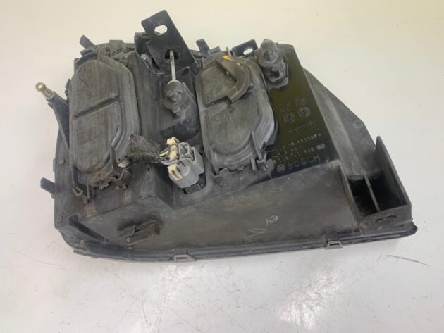 Used Left Driver Side Headlight for Cadillac DeVille 1999-2005 19245429, 25710651, 25717171, 25713551