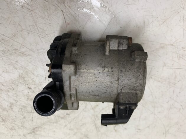 Used Auxiliary Water Pump for BMW X6 2015-2019 17127850113, 17112785011301