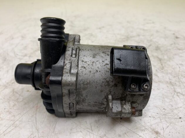 Used Auxiliary Water Pump for BMW X6 2015-2019 17127850113, 1712785011301