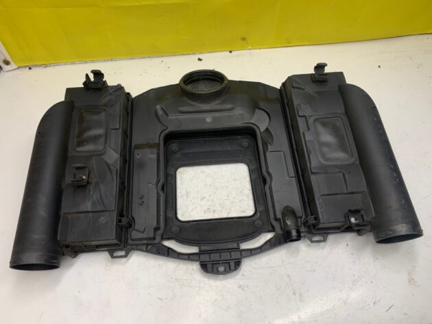 Used Air Cleaner Box for Mercedes-Benz CLK-Class 2005-2009 A2730900601, 4619685917