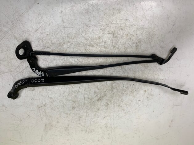Used Front Windshield Wiper Arm for Lexus LS460 2009-2012 8522150120, 8521150140