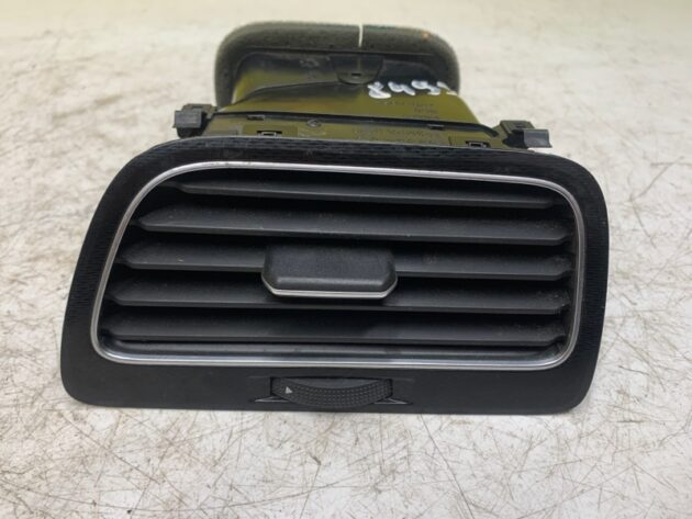 Used FRONT RIGHT PASSENGER SIDE A/C DASH AIR VENT for Volkswagen Golf 2017-2020 5GM819704A, 5GM819704