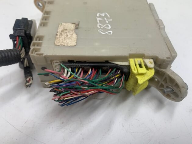 Used Under Hood Fuse Relay Box for Lexus LS460 2009-2012 82730-50471, 8273050B50, 82672-50240