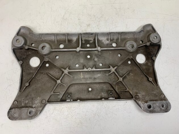 Used Front Engine Cradle Subframe Stay Brace for Infiniti M25/M37/M56/Q70/M35H 2010-2014 54465-1EA1B