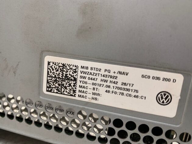 Used Navigation Display Screen for Volkswagen Passat B8 2015-2018 5C0035200D