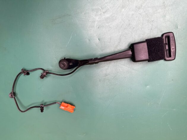 Used Seat Belt Buckle for Land Rover Land Rover Range Rover Evoque 2015-2019 LR071018, FK7261208AD, 628598800D, S8GCD160427