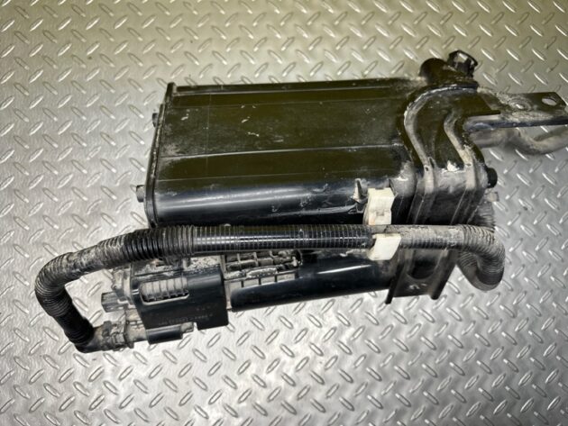 Used FUEL VAPOR CHARCOAL CANISTER for Lexus CT200H 2011-2013 7774076010