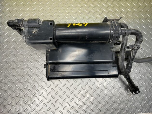 Used FUEL VAPOR CHARCOAL CANISTER for Lexus CT200H 2011-2013 7774076010