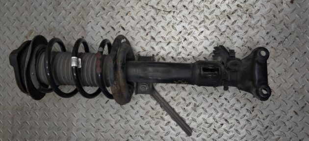 Used Front Strut/Shock Absorber for Mercedes-Benz E-Class 350 2013-2014 2073232100, 2073230400, 2073204038