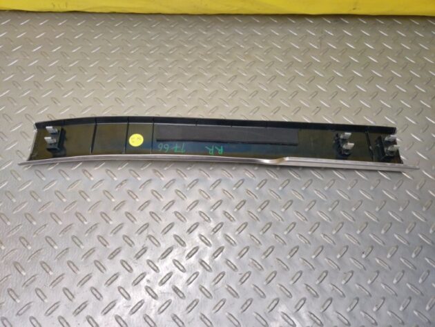 Used Door Sill Scuff Plate for Bentley CONTINENTAL FLYING SPUR 05-13 3W4 863 382 H, 3W4 863 382 AB