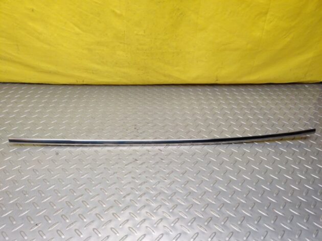 Used rear right door molding for Bentley CONTINENTAL FLYING SPUR 05-13 3W5839372A, 3W5 839 372 D, 3W5 839 372 K