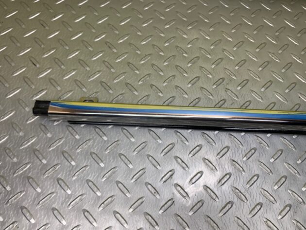Used Rear left door molding for Bentley CONTINENTAL FLYING SPUR 05-13 3W5 839 907 B, 3W5 839 907 E