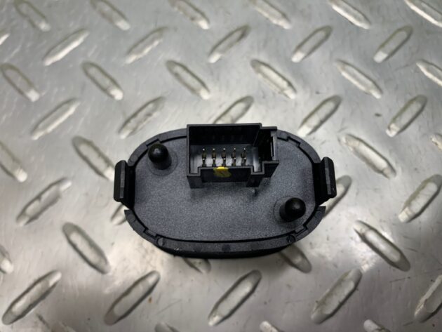 Used Dash Board Button Switch for Bentley CONTINENTAL FLYING SPUR 05-13 3W0927134B, 3W0927134D, 3W0927134