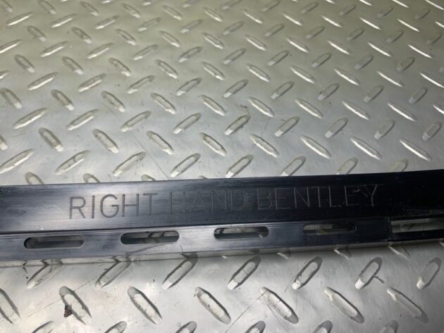Used Right Trunk Trim Battery for Bentley CONTINENTAL FLYING SPUR 05-13 3W5 864 472 A, 3W5864472B