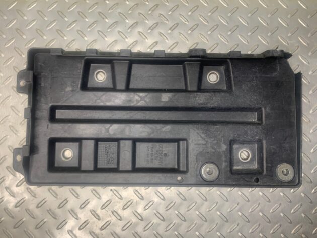Used Battery Bracket for Bentley CONTINENTAL FLYING SPUR 05-13 3W0804869