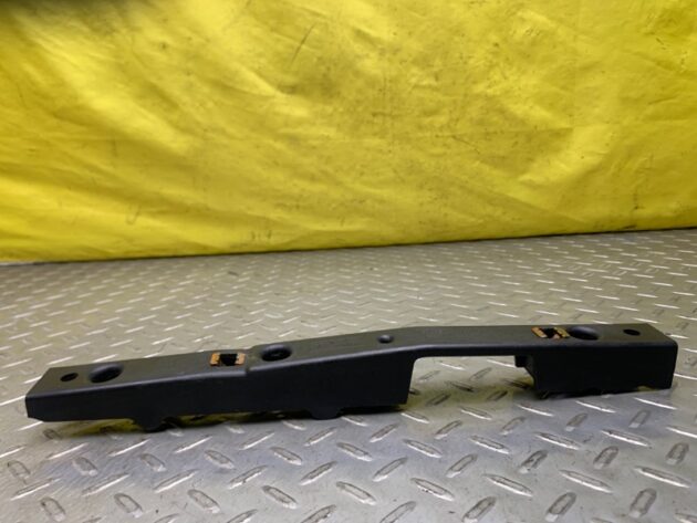 Used Mount trunk right for Bentley CONTINENTAL FLYING SPUR 05-13 3D5867160A