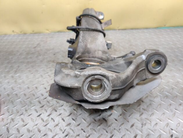 Used Front right steering knuckle for Porsche Panamera 4 2016-2020 971407246, 971407246H