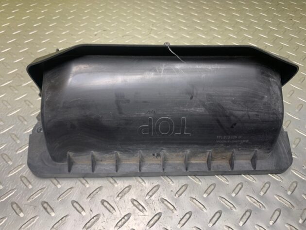 Used Air Intake Duct for Porsche Panamera 4 2016-2020 971815129, 971815129D