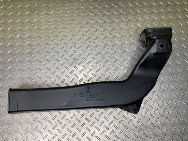 Used Center console air guide for Porsche Panamera 4 2016-2020 971820716, 971820716A