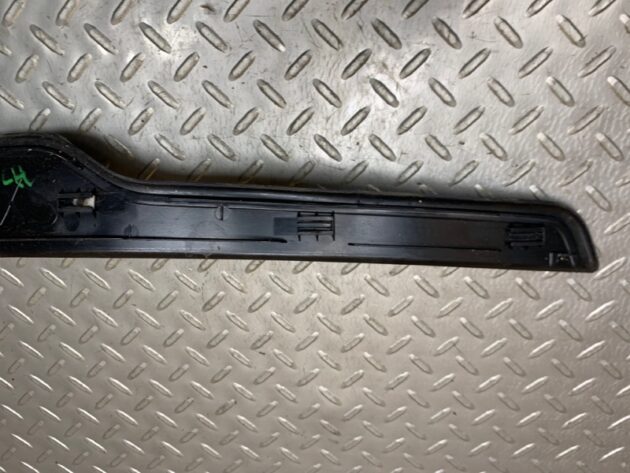 Used Rear door scuff plate left for BMW 328i 2005-2007 51 47 7 060 285, 51477060285