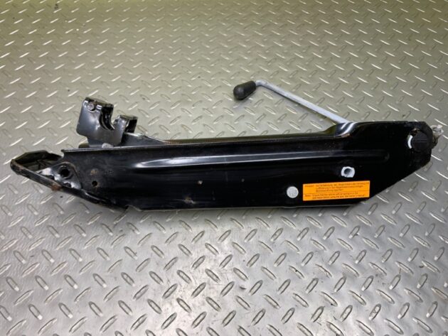Used Jack for Porsche Cayenne 7L0011031B