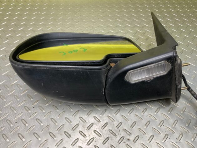 Used FRONT LEFT DOOR MIRROR ASSEMBLY for Cadillac Escalade EXT 2001-2006 88980579
