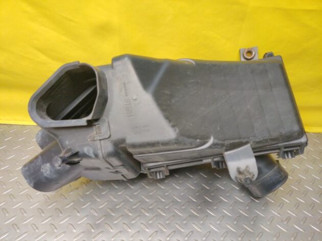 Used Air Cleaner Box for Nissan Murano 2002-2006 16500CA000