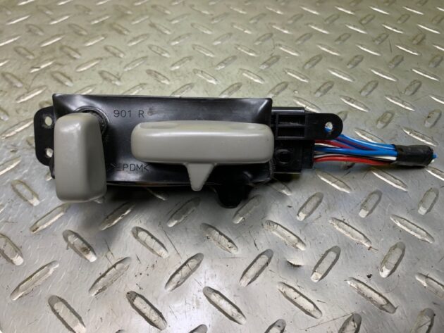 Used Front Right Passenger Side Seat Control Switch Button for Lexus ES300 1999-2001 84922-33100