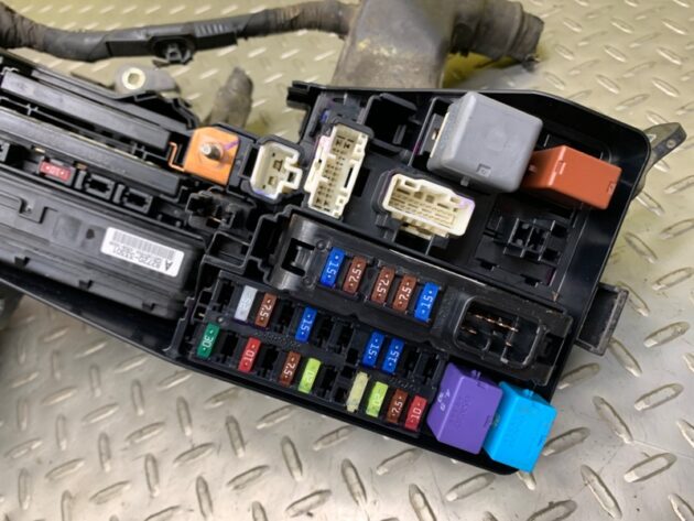 Used FUSE RELAY BOX for Toyota Camry 2014-2017 82740-33030