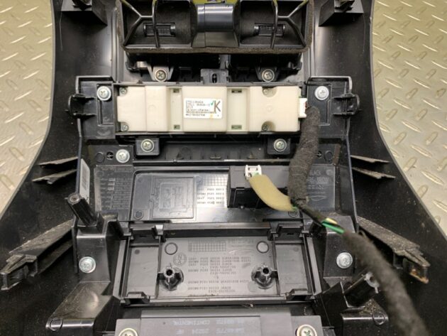 Used Rear Center Console for Nissan Pathfinder 2016-2020 96931-3KA4A