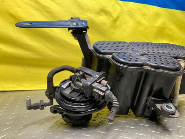 Used FUEL VAPOR CHARCOAL CANISTER for Audi Q5 2008-2012 8K0201801C