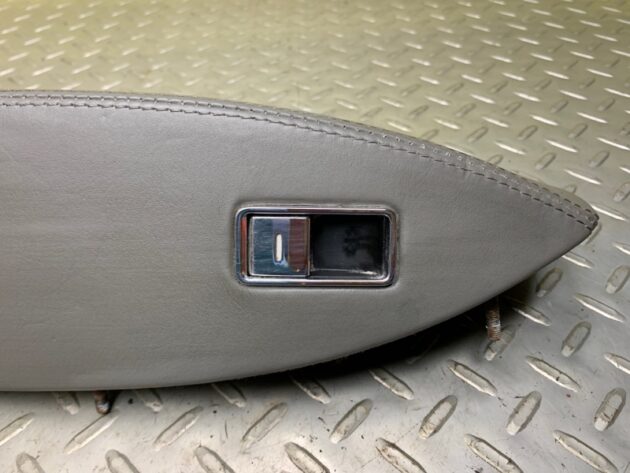 Used Rear Right Quarter Trim Arm Rest for Bentley Continental GT 2005-2007 3W3867184C, 3W3 867 364