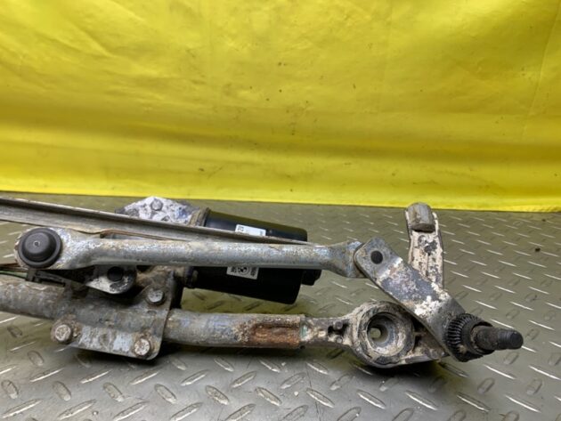 Used FRONT WINDSHIELD WIPER MOTOR for BMW 328i 2008-2010 61617161711