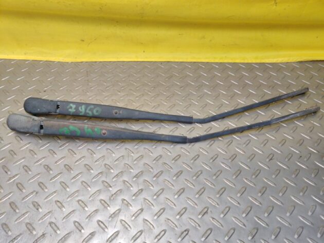 Used Left Right Windshield Wiper Arm Set for Ford F150 2003-2005 9L3Z17526A, 9L3Z17527A