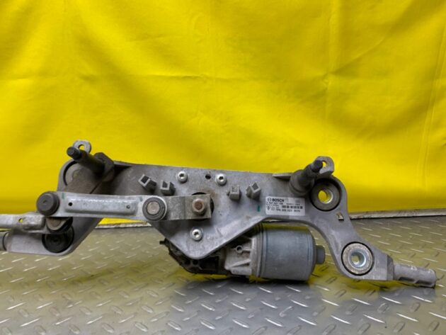 Used FRONT WINDSHIELD WIPER MOTOR for Porsche Cayenne 7P0955023, 7P0955119