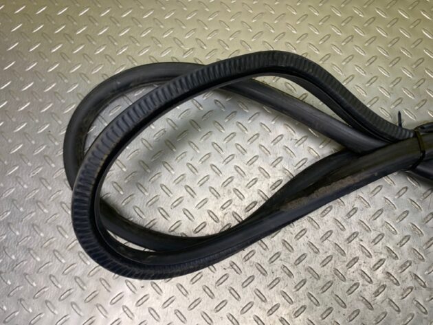 Used Door Seal Rubber Weather-strip On Body for Porsche Cayenne 7p0867365f