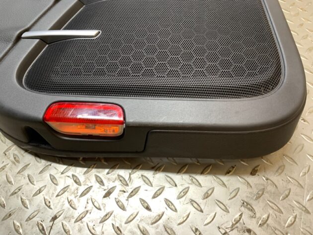 Used REAR LEFT SIDE INTERIOR DOOR PANEL for Porsche Cayenne 95855530120