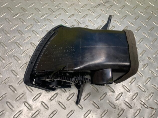 Used Passenger Right Side Dash AirVent Air Vent for Lexus SC430 2001-2005 5566024090