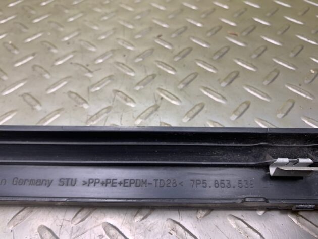 Used REAR LEFT DOOR SILL SCUFF PLATE TRIM PANEL for Porsche Cayenne 7P5853539