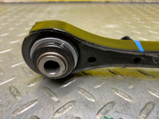 Used REAR RIGHT UPPER CONTROL ARM for Cadillac CT5 2019-2023 84826379