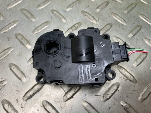 Used Heater Blend Door Actuator for Cadillac CT5 2019-2023 13547355