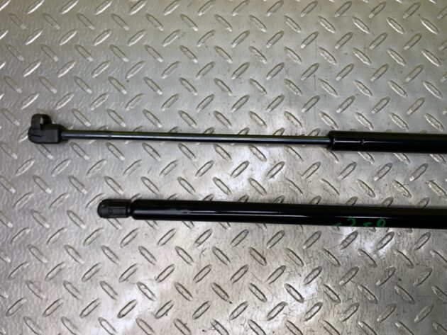 Used Hood Lift Support Strut Shock SET for Lincoln MKS 2013-2014 DA53-16C827-AB, DA53-16C826-AB