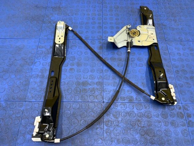 Used Front right window regulator for Lincoln MKS 2013-2014 8A5Z-5423208-B