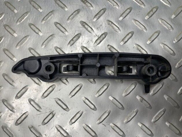 15 16 17 18 19 Range Rover Evoque Front Bumper Left Bracket OEM LR034222