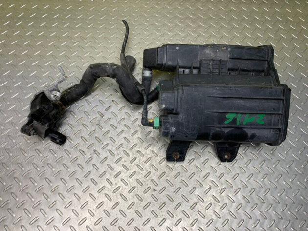 10 11 12 13 Mazda 3 Charcoal Fuel Vapor Canister Evap OEM LF3T-13-970A