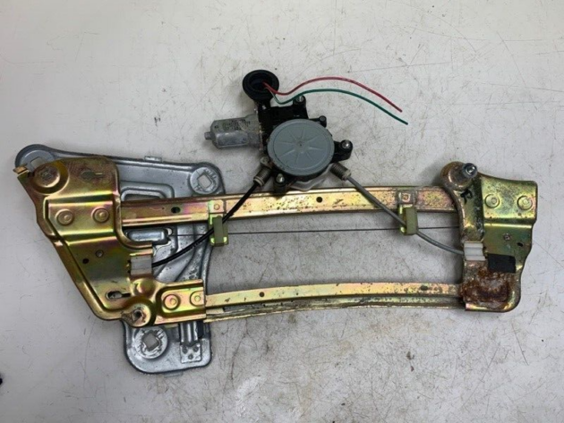 04 05 06 07 08 Toyota Solara Convertible Rear Left Window Regulator Motor OEM