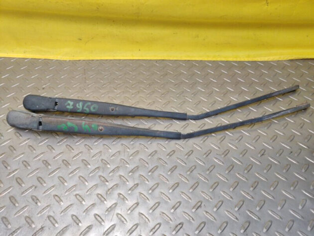 04 05 06 07 08 09 Ford F150 Windshield Wiper Arm Set OEM 9L3Z17526A / 9L3Z17527A